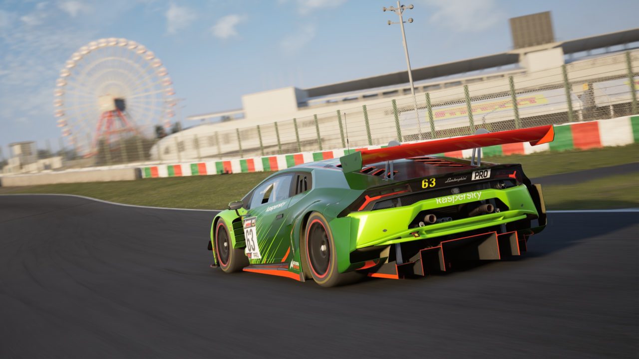 Lamborghini eSports The Real Race Suzuka Serial Gamer
